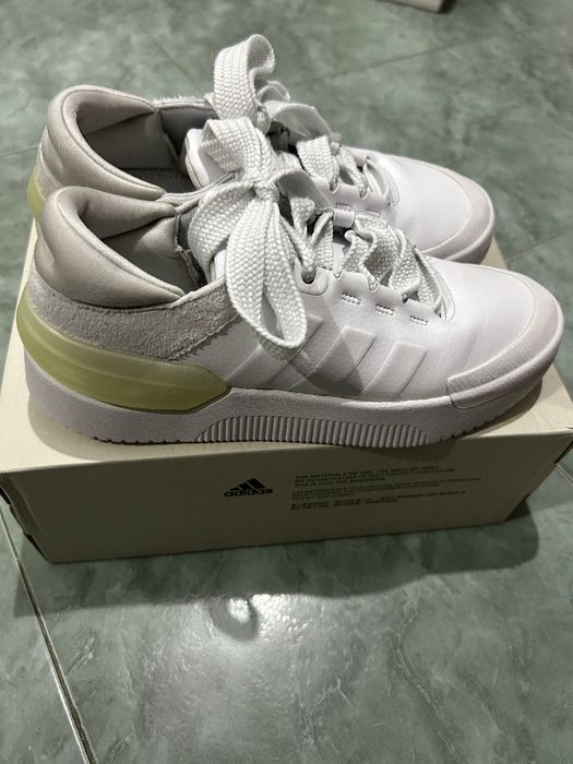 Обувки Adidas 37 номер