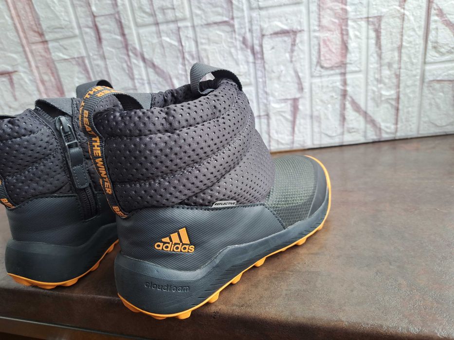 детски ботуши,зимни обувки,боти,апрески,Adidas номер34 за момче,адид