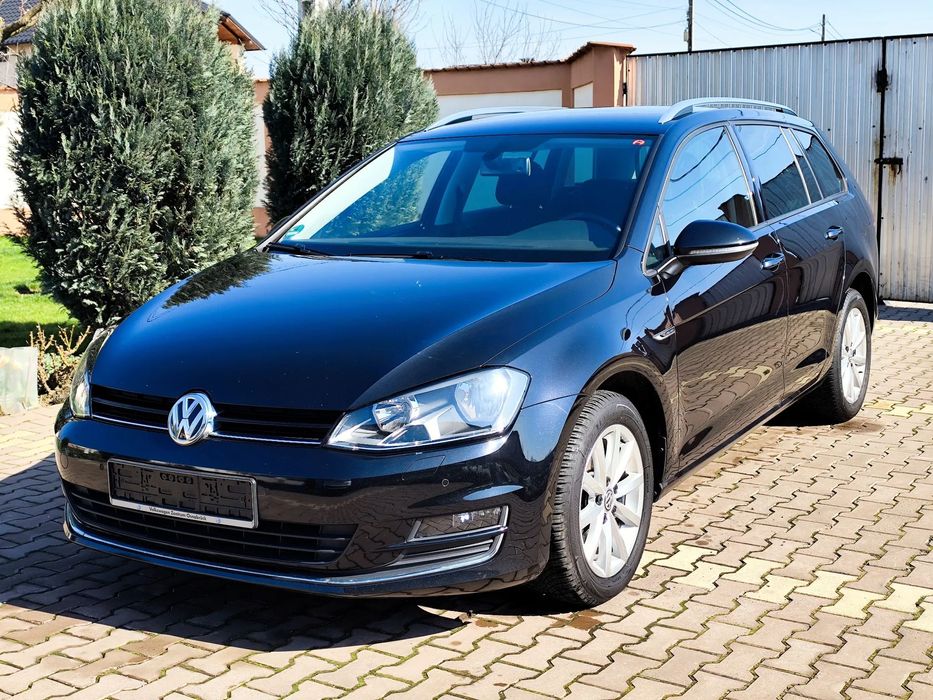 Volkswagen Golf Model Lounge / Istoric service complet / distributie schimbata