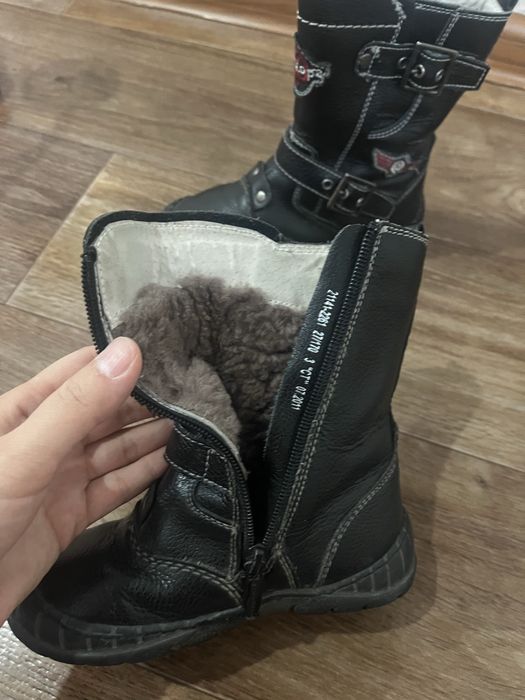 Продам зимн. Обувь для мальчика