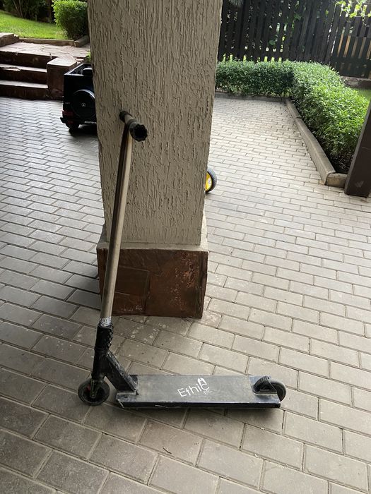 трюковой самокат