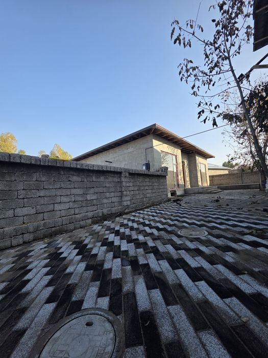 Кибрай тумани ГЭС-Кадирья мах. 4 хона  4 сотихли  янги уй сотилади.