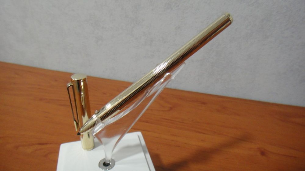 Химикалка Ролер Dunhill с позлата