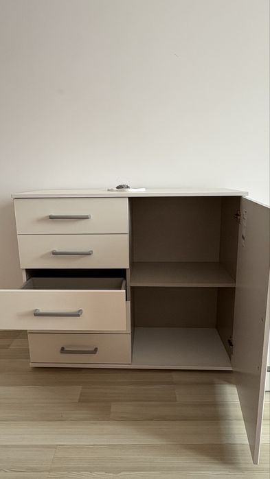 Comoda dormitor 5 sertare 1 usa