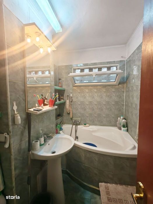 Vanzare 3 Camere - Str. Covasna - Parcare - C-Tin Brancoveanu