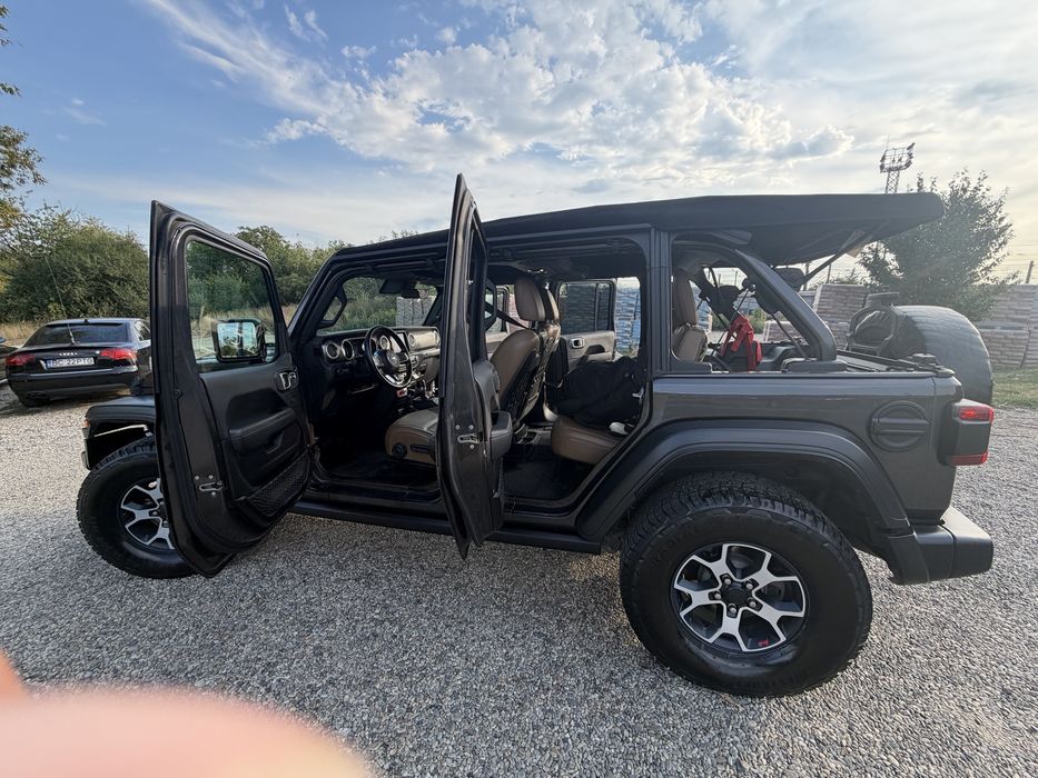 Jepp Wrangler rubicon