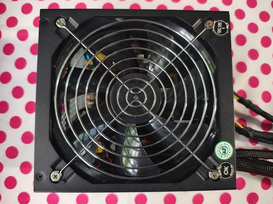 Sursa PC ATX Energon 650W.