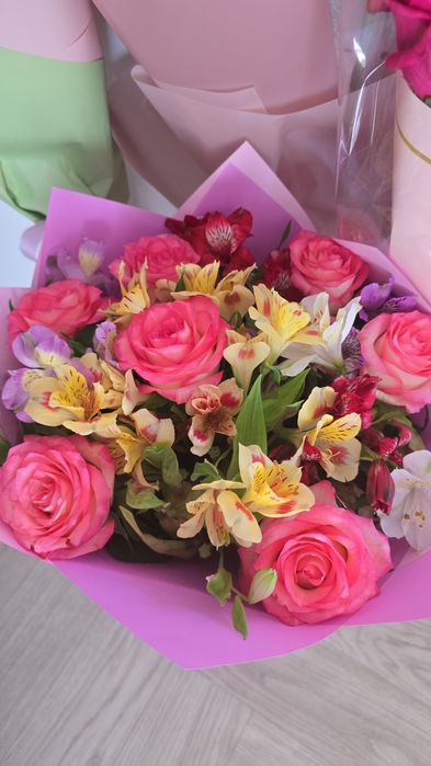 Гүл сатылады 2000 бастап