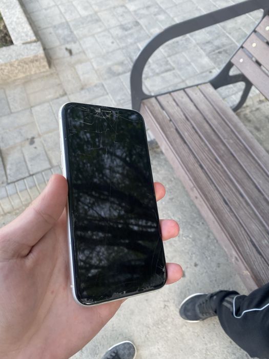 11  айфон без коробки