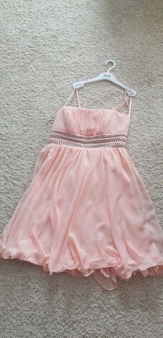 Продам платья размеры от 44 до 48