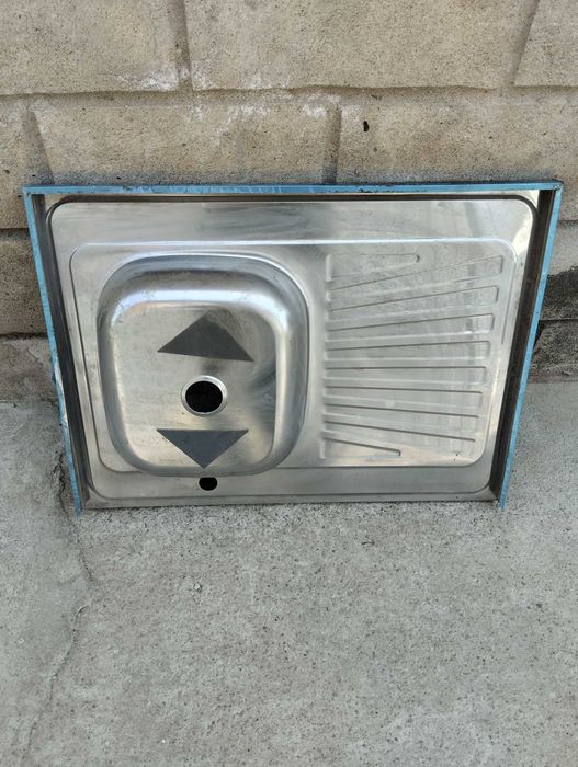 Кухонная раковина .