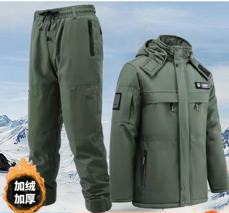 Продаю мужскую спец.одежду.