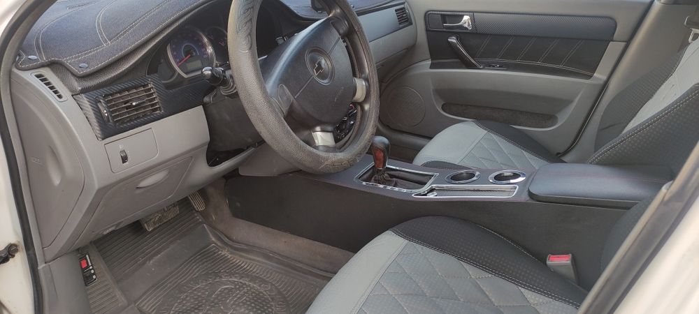 Продаю Lacetti 2010 год автомат