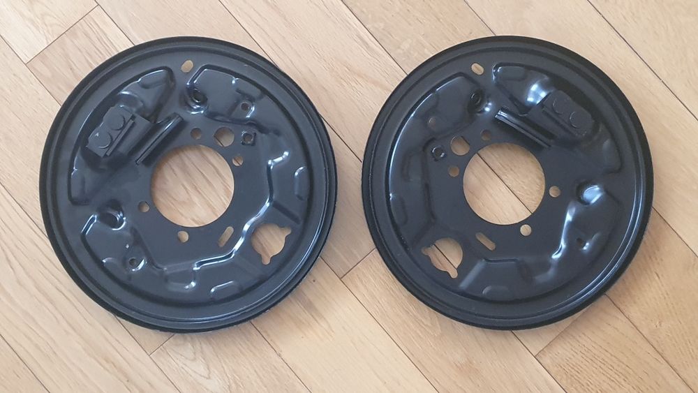 Предпазни тасове/плочи за спирачки Subaru Impreza, Forester