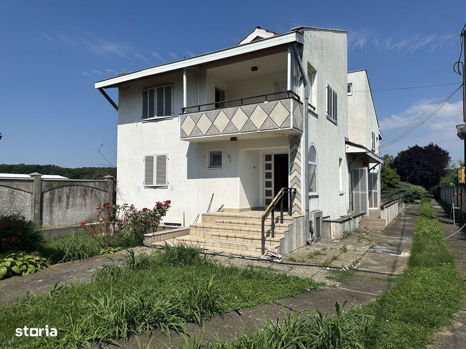 Agentia imobiliara VIGAFON vinde casa 5 camere Pietrosani