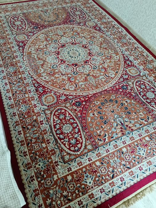 Продам шикарный классический ковер