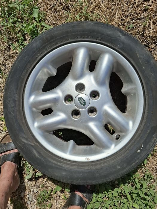 Гуми сас джанти 17ски 150лв едната 225/55R Гумите са 5броя