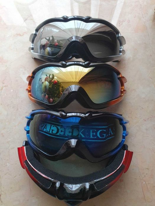 Очила за ски в 4 цвята