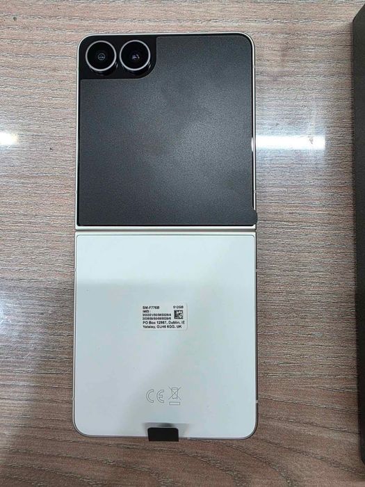 Samsung Z flip 8 512gb
