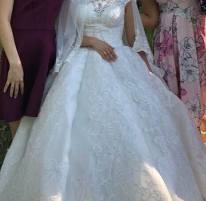 Продам свадебное платье