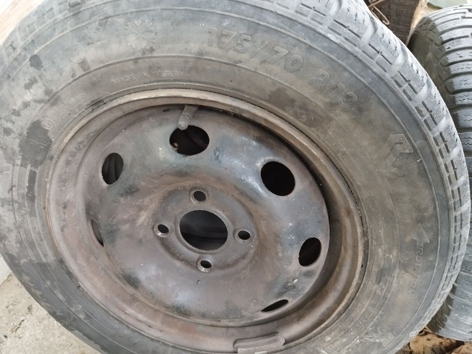 Гуми с Джанти 2 бр.