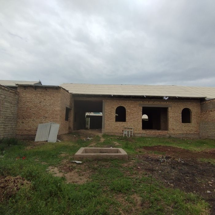 Qarshi shaxarda 6 sotex uy sotiladi manzil jayhun zaprafka tomon