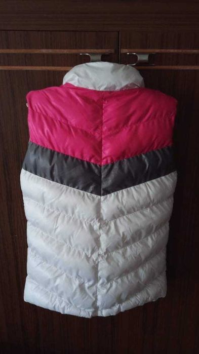 Дамски спортен елек