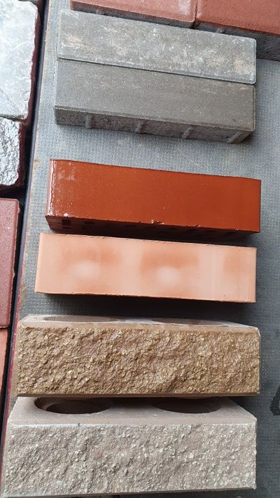 Lac protector pe Baza de Rășină Acrilica cu Solvent