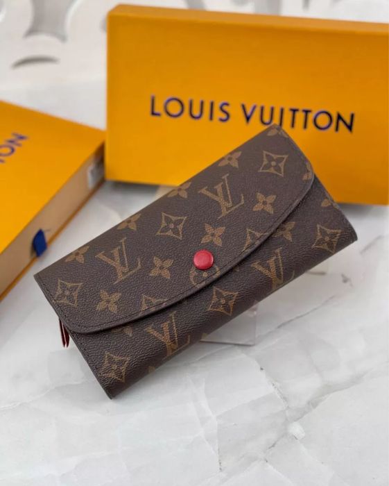 Кошелек новый луи витон