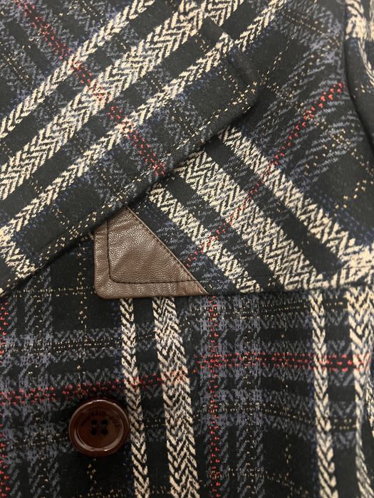 Продам тренч новый