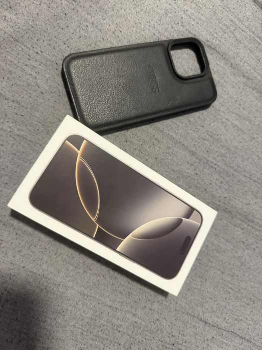 Iphone 16 pro max - in garantie