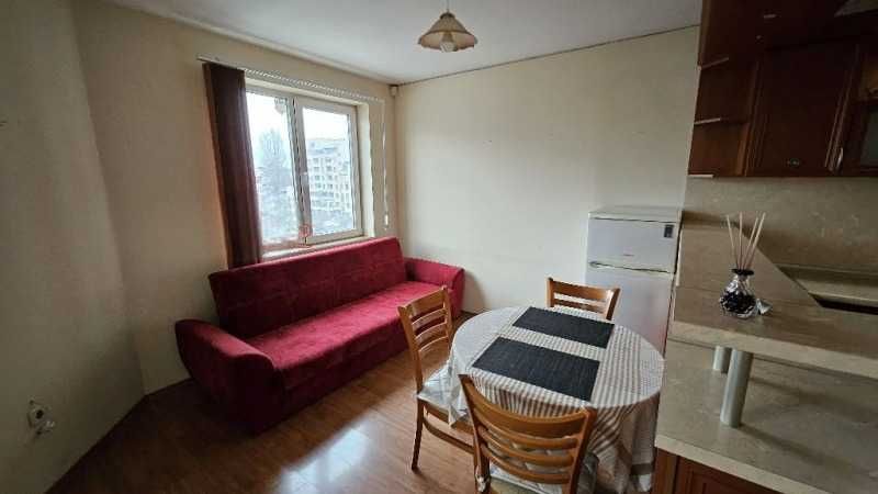 Дава се под наем Двустаен апартамент в София, Люлин 7 - 60 кв.м за 561.51 € - Снимка #2