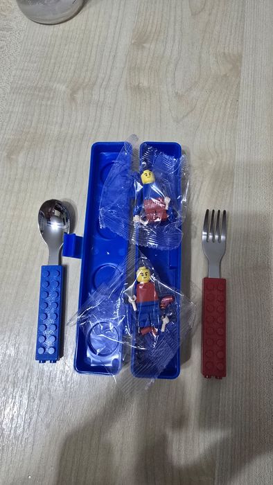Set tacamuri Lego