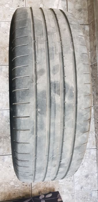 Гуми 235/60/18 Dunlop sportmax