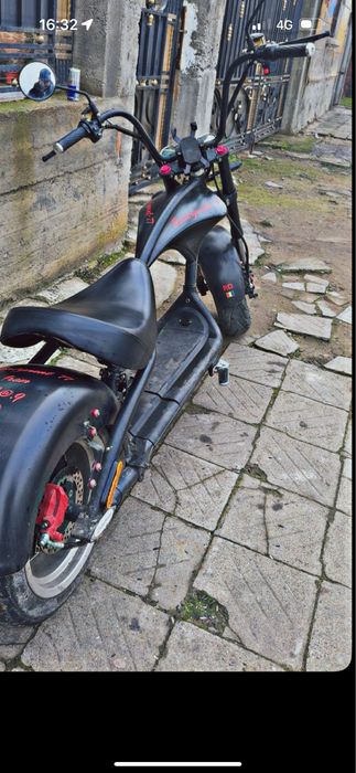 Vand scuter electric