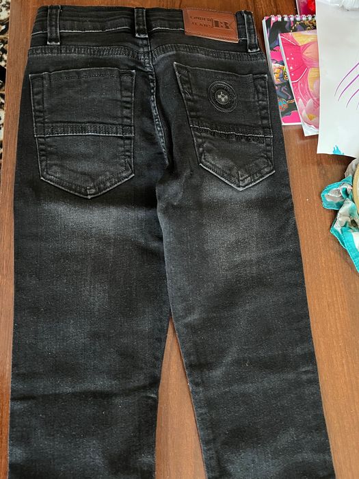 Продам джинси для мальчика