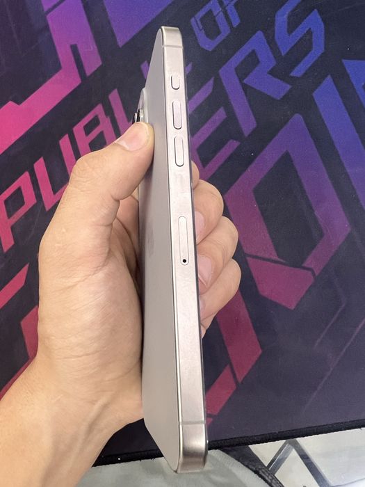 iPhone 15 Pro mqx
