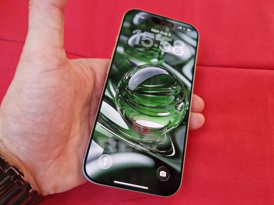 -Iphone 17 Green 128Gb 8Ram stare perfecta impecabil Bat: 100%-171 cicluri incarcare doar telefonul nici o restrictie nici o reparatie/interventie