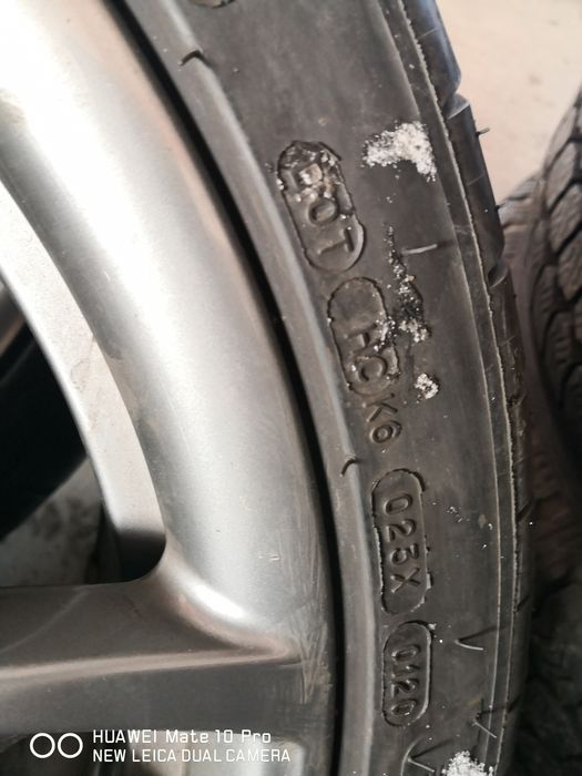 225 40 18 цола Michelin