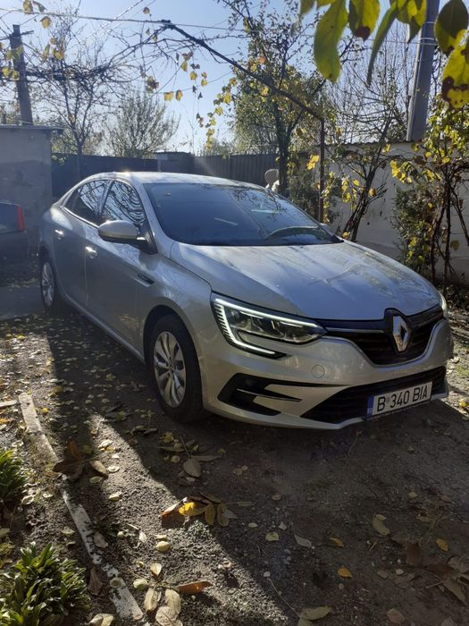 RENAULT Megane 2021 — imagine 3