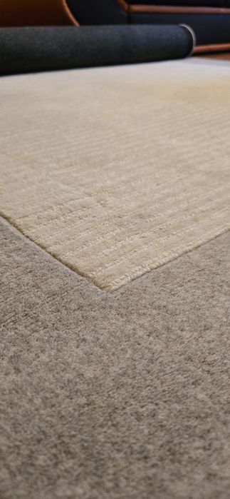 Covor Mobexpert din lână natura 160x230 cmlă, calitate premium (stare bună)