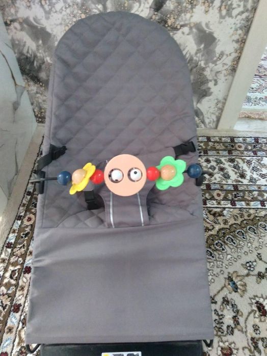 Продам шезлонг...
