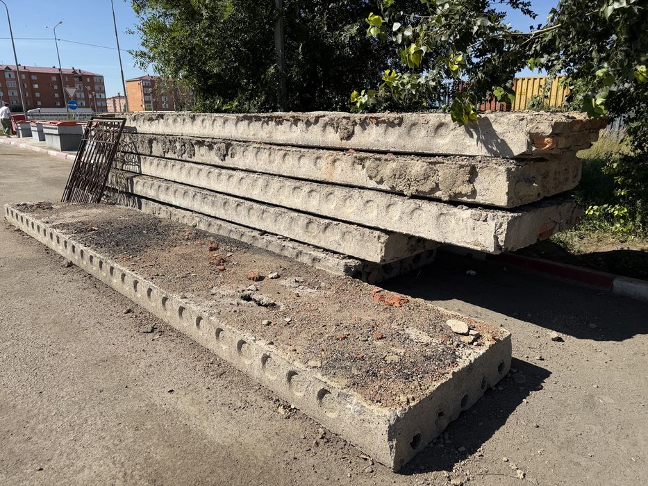 Прдаются плиты перекрытия