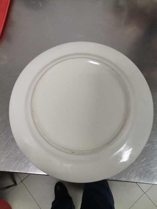Тарелки диаметр 30 см
