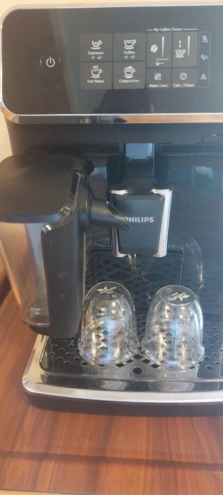 Espressor automat PHILIPS Latte Go