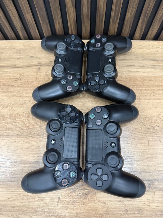 Продам ps4 хорошем состоянии