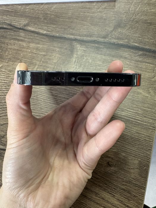 Продается Iphone 12 pro