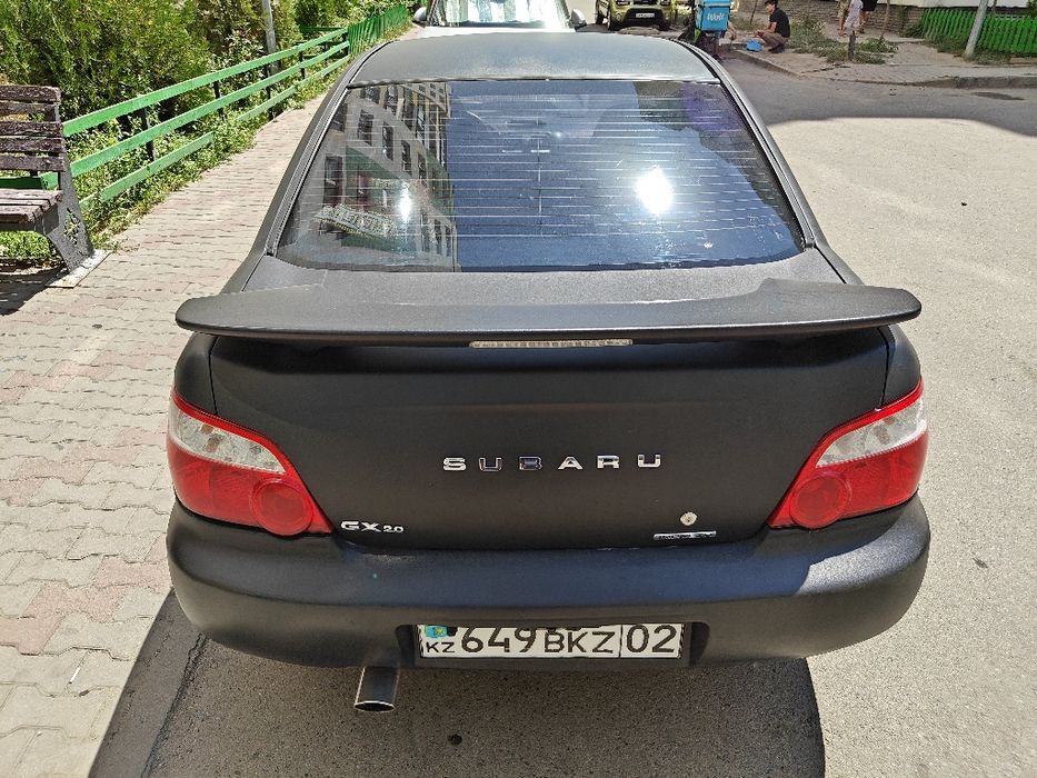 Машина Субару импреза