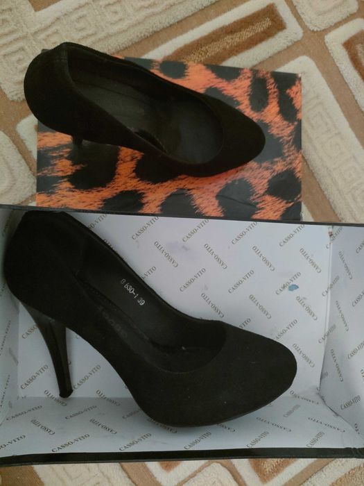 Туфли по 10 тыс тг