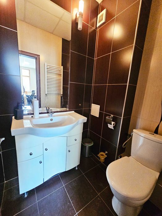 Завършен и обзаведен офис кв. Овча купел. Дворно пространство.